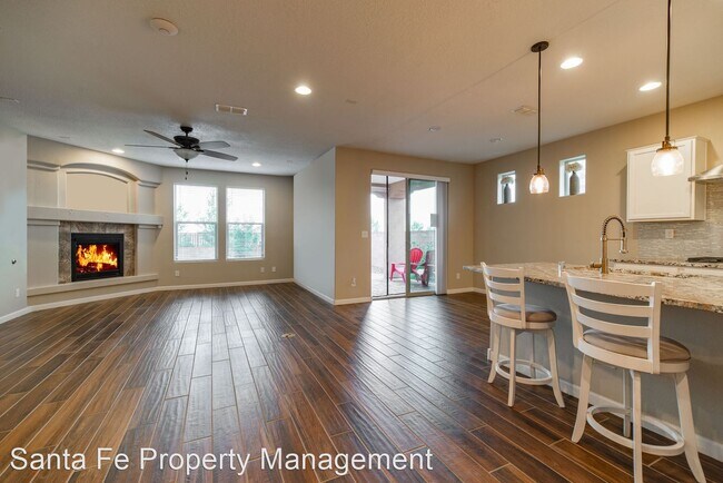Foto del edificio - 3 br, 3 bath House - 4704 Viento Del Norte