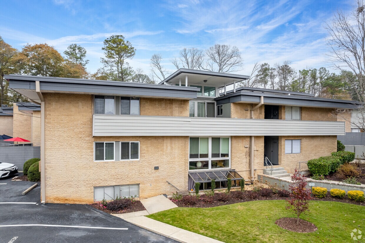 Primary Photo - 4300 Chastain NE