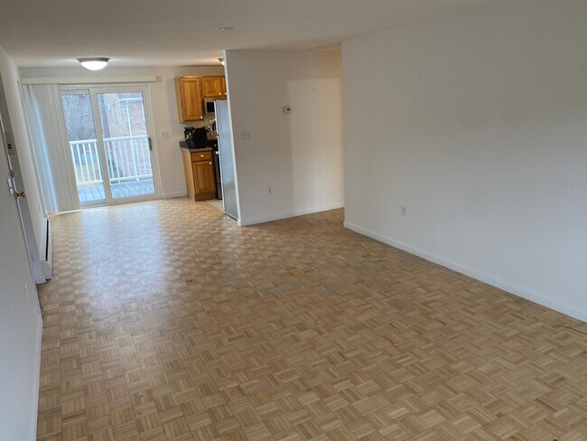 Building Photo - 60 Washington Park Dr