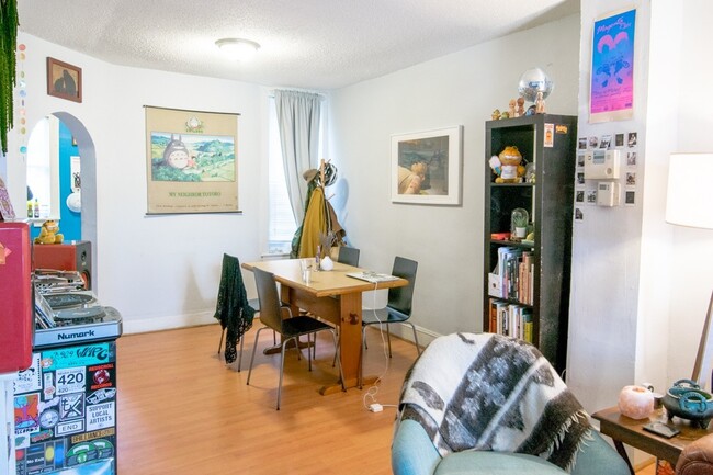 Foto del edificio - Lovely Pet Friendly 3 Bedroom House with C...