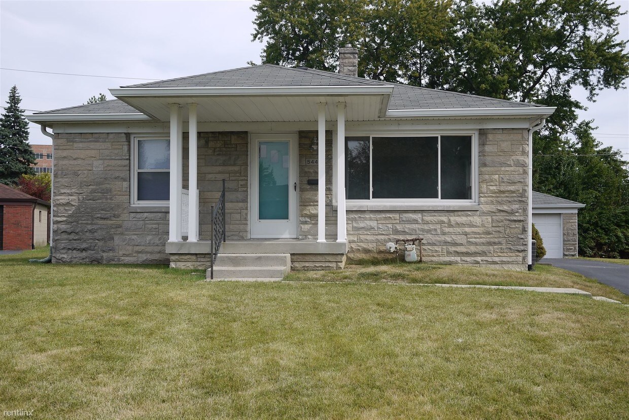 Primary Photo - 5442 Wayne Dr