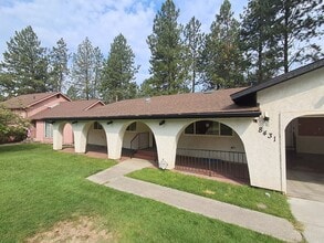 Building Photo - 8431 N General Grant Way