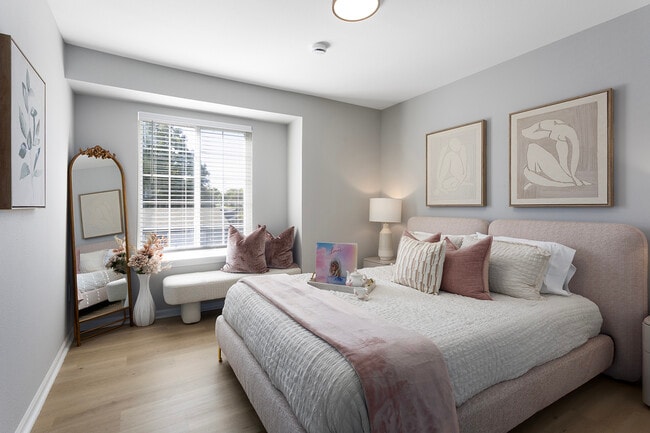 Building Photo - Shawnee Station