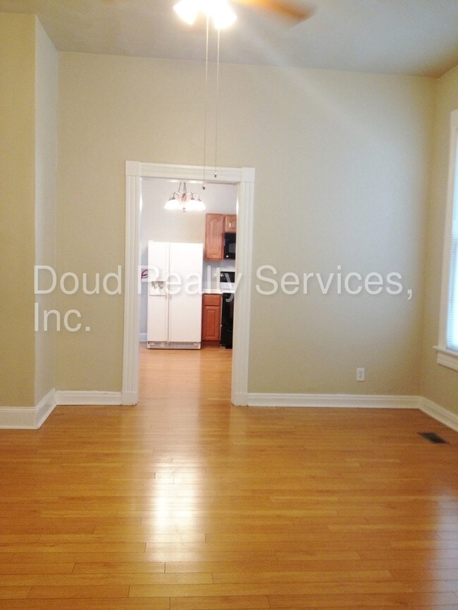 Building Photo - 710 Dinwiddie St