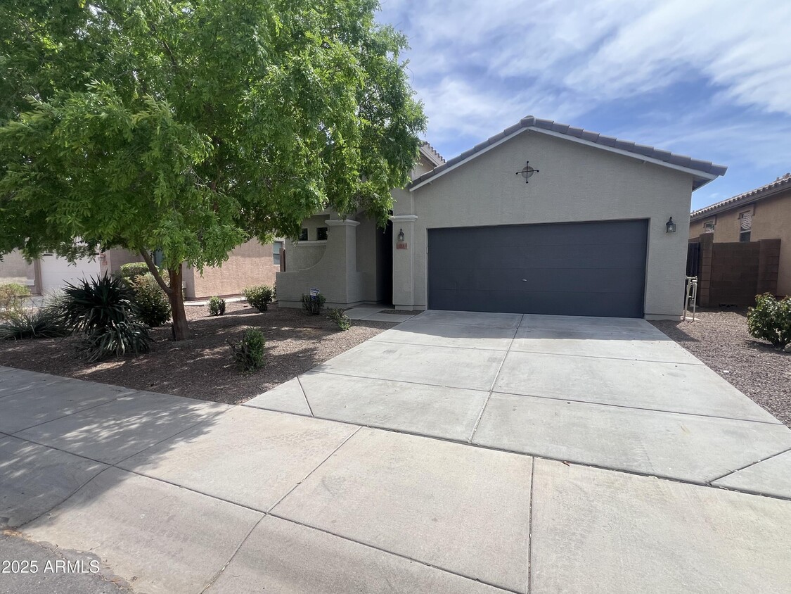Primary Photo - 17751 W Tasha Dr