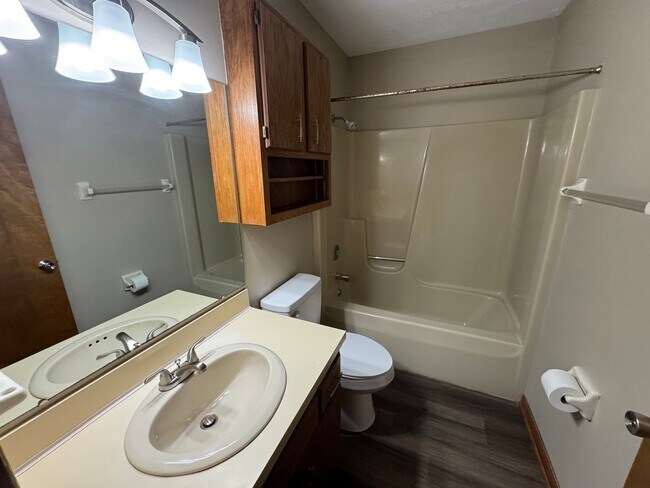 Foto del edificio - 2 bedroom for rent