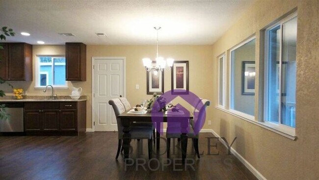 Foto del edificio - Stokley Properties Presents 166 Lois Court...