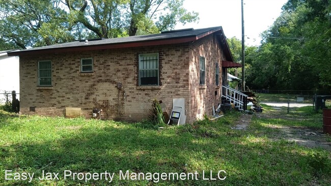 Building Photo - 2 br, 1 bath House - 2326 McQuade St.