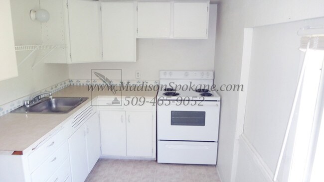 Foto del edificio - 1317 W Augusta Ave