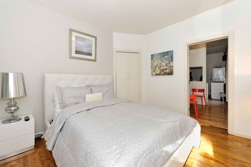 Foto del edificio - 457 W 36th St