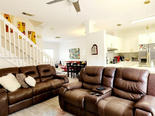 Building Photo - 14225 SW 126th Pl