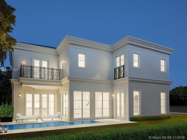 Building Photo - 317 Santander Ave