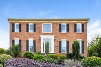 Building Photo - 1502 Oakmoor Pl