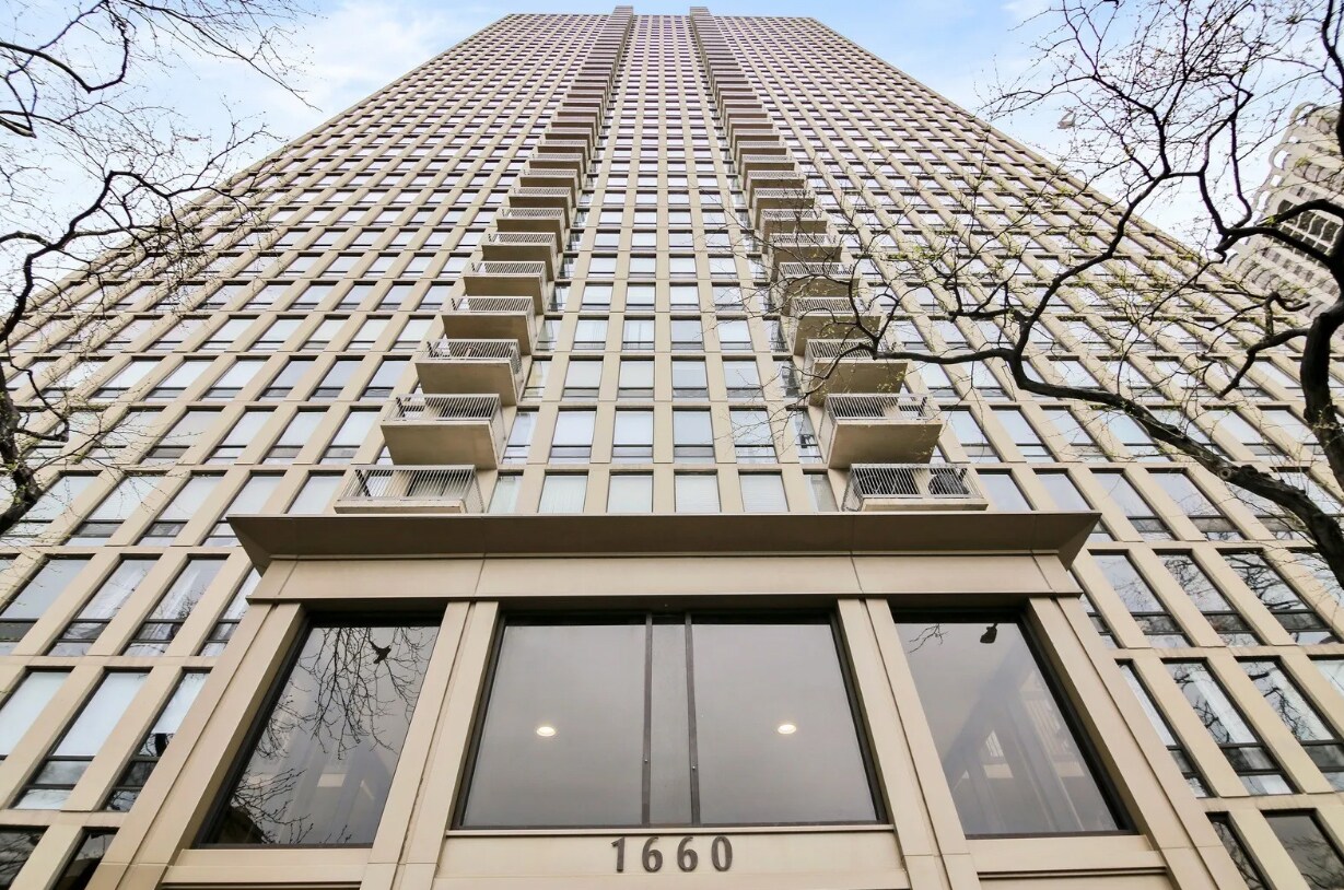 1660 N La Salle Dr Unit 2103, Chicago, IL 60614 Condo for Rent in