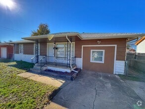 Building Photo - 4305 N Libby Ave