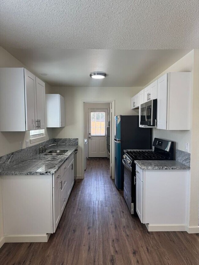 Foto del edificio - Fully Remodeled 4-Bedroom Home Near Sparks...