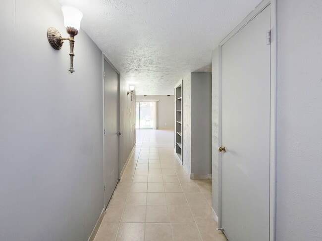 NICE 3 BEDROOM 2 BATH RENTAL HOME IN CY FA... - NICE 3 BEDROOM 2 BATH RENTAL HOME IN CY FA...