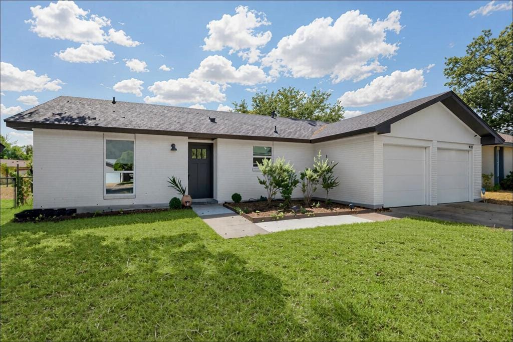 Primary Photo - 907 Chiswick Dr