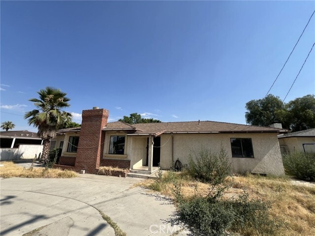 Primary Photo - 17946 Merrill Ave