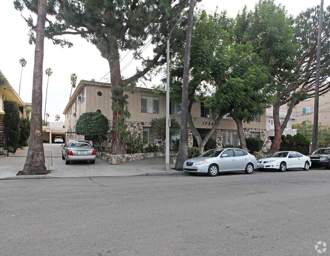 Foto del edificio - 1734-1740 Taft Ave