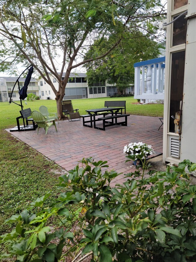 Primary Photo - 1 br, 1 bath Condo - 31 Farnham B