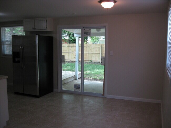 Foto del edificio - Lovely 3 BR single family home in Hampton