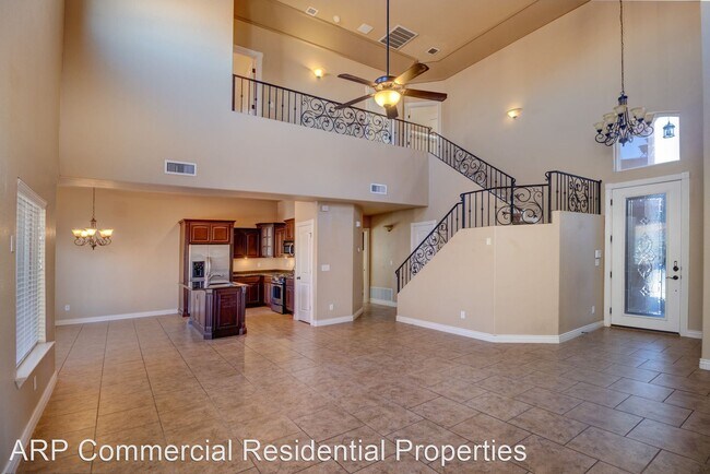 Building Photo - 3 br, 2.5 bath House - 11520 Pedro Lucero Dr