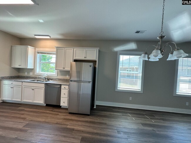 Building Photo - 373 Galaxy Ln