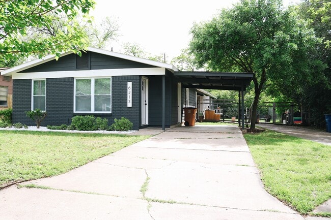 Building Photo - 6213 Haney Dr