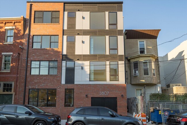 Foto del edificio - 3804 Lancaster Ave
