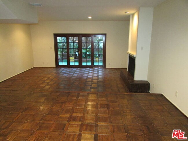 Building Photo - 1850 Midvale Ave