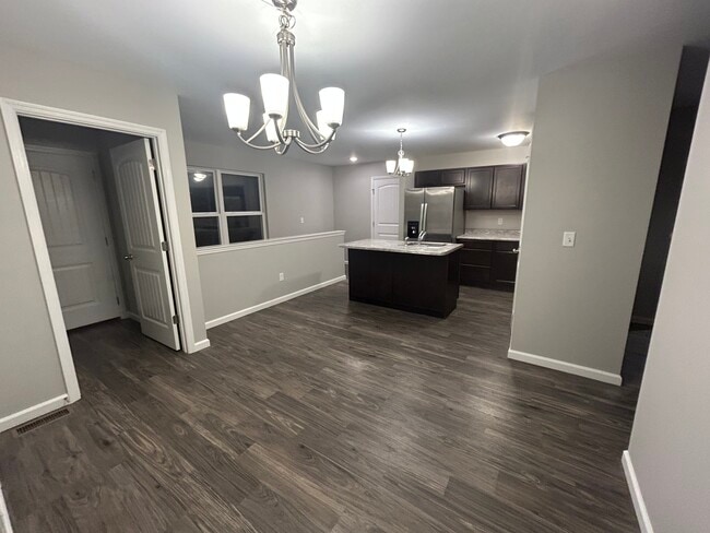 Building Photo - 205 Almond Tree Dr