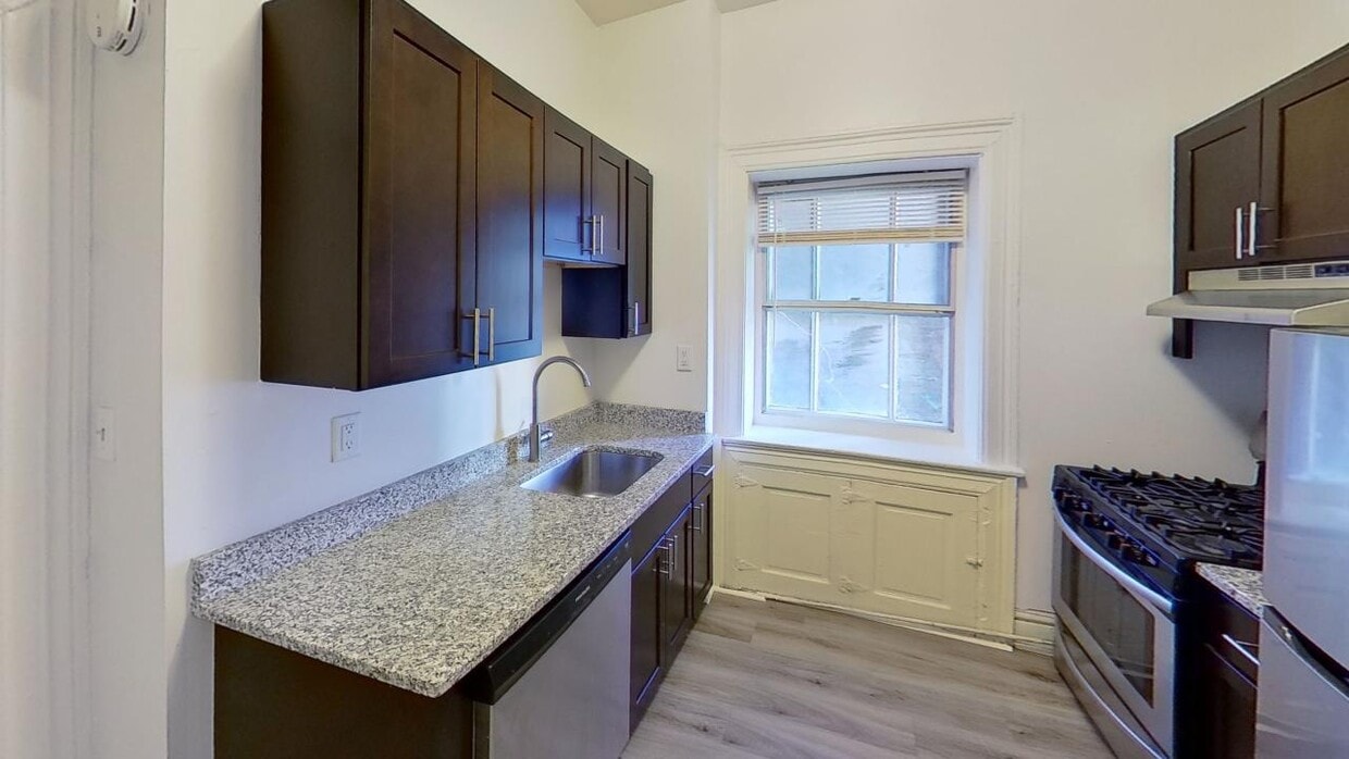 Primary Photo - Mount Vernon Apartments