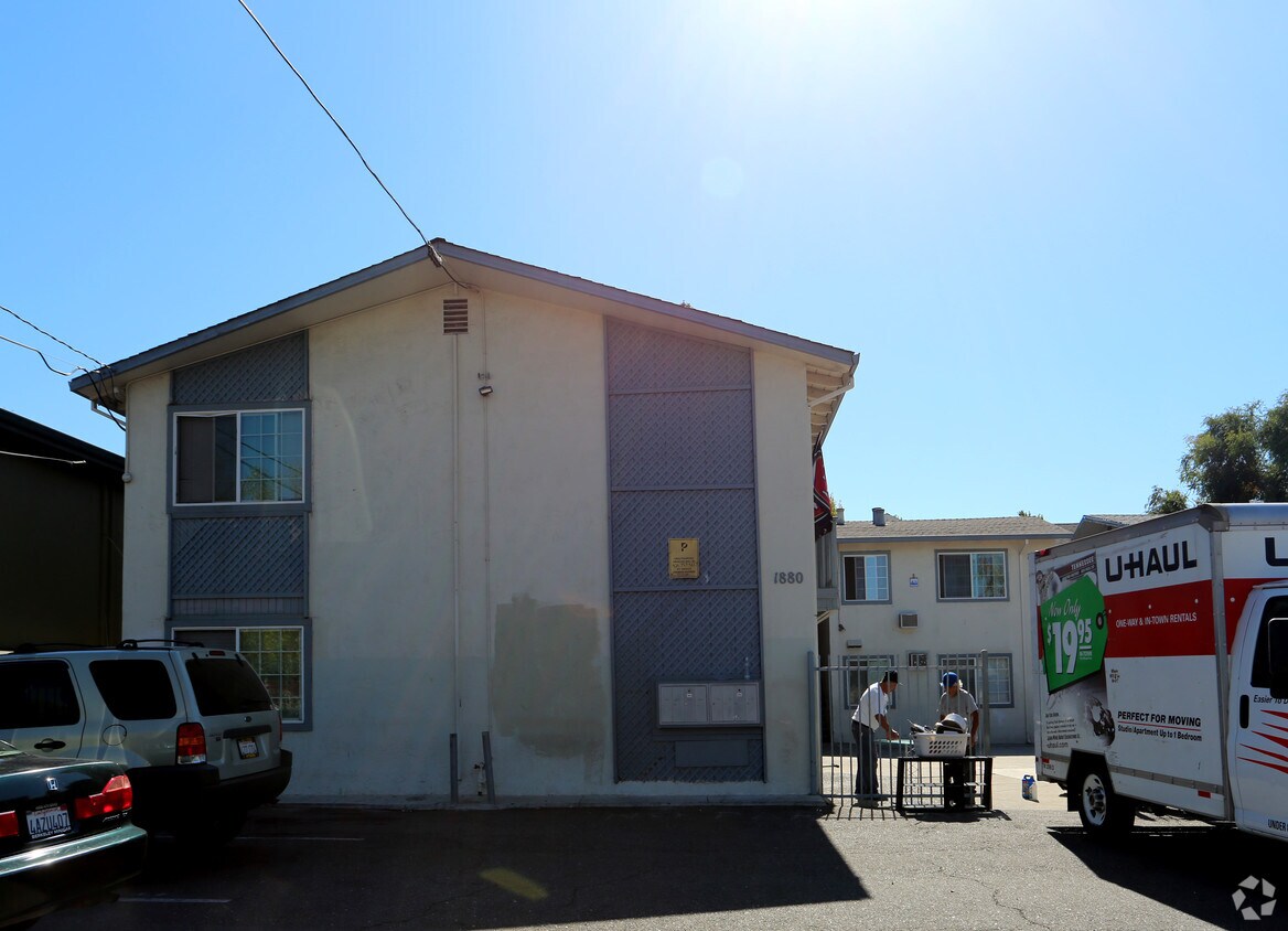 1880 Robin Ln, Concord, CA 94520 Apartments in Concord, CA