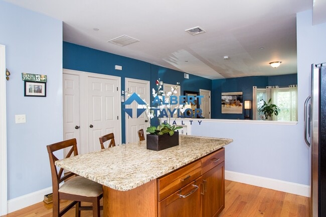 Photo - 111 Pleasant St Apartment