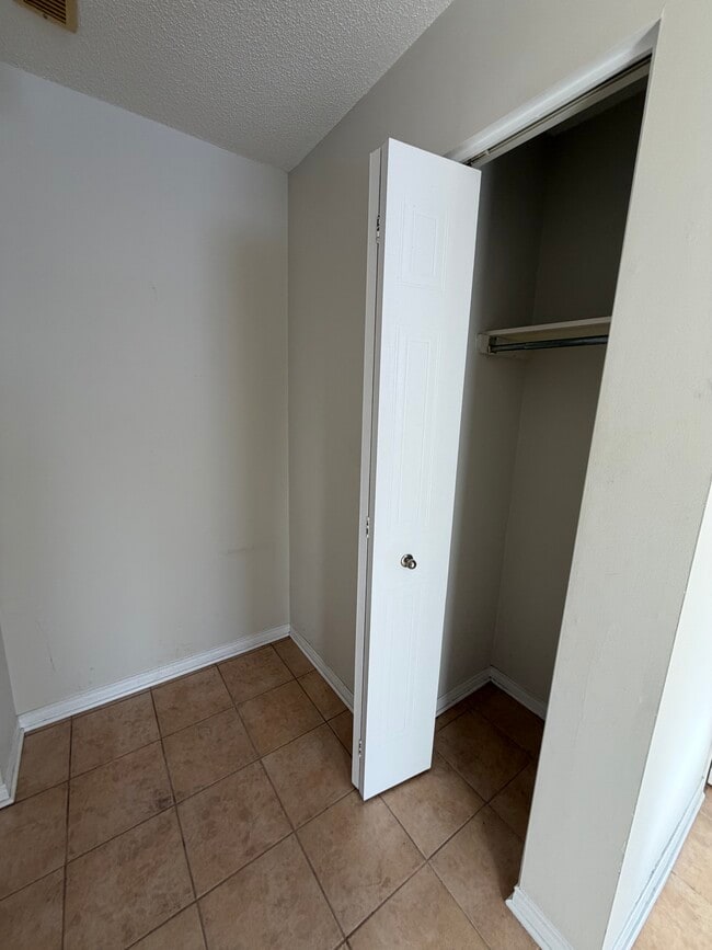Photo du bâtiment - Studio à louer - 1100$/mois - Rue de la Futaie, Gatineau