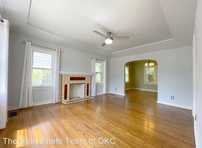 Building Photo - 2 br, 1 bath House - 2305 NW 25th Street