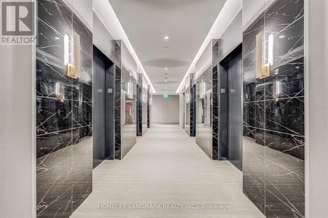 Photo du bâtiment - 950 Portage Pkwy