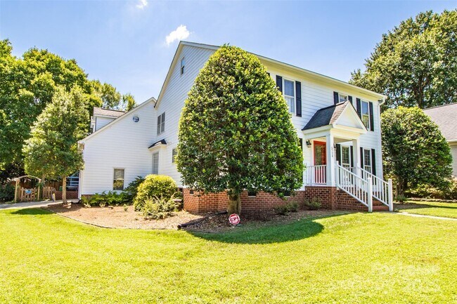 Foto del edificio - 5724 Ivygate Ln