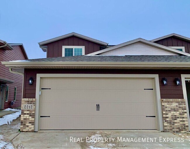 Foto del edificio - 3 Bed 1.5 Bath in West Sioux Falls