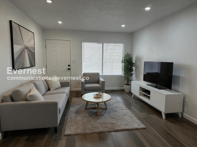 Foto del edificio - 2635 Hayden Rd