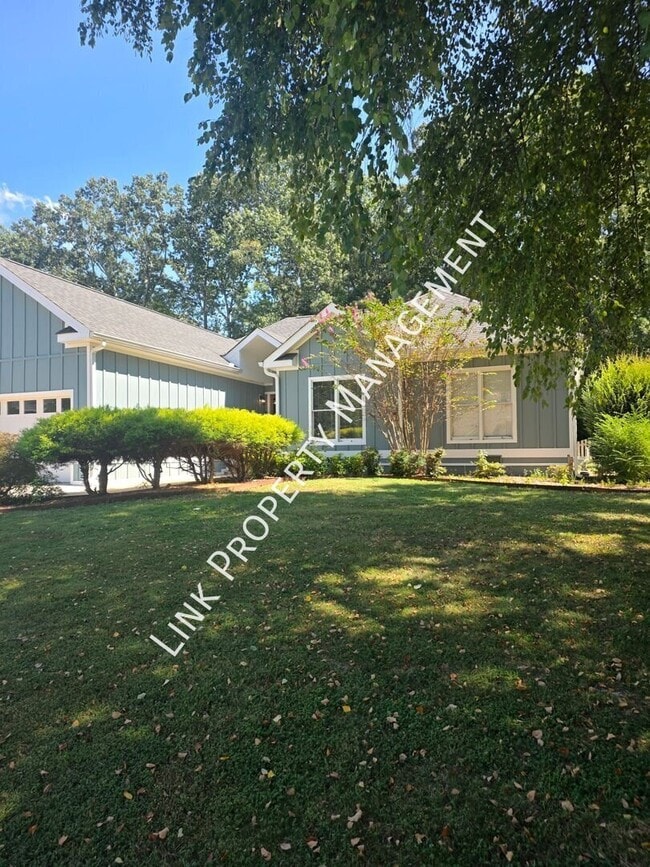 Building Photo - 6710 W Point Dr