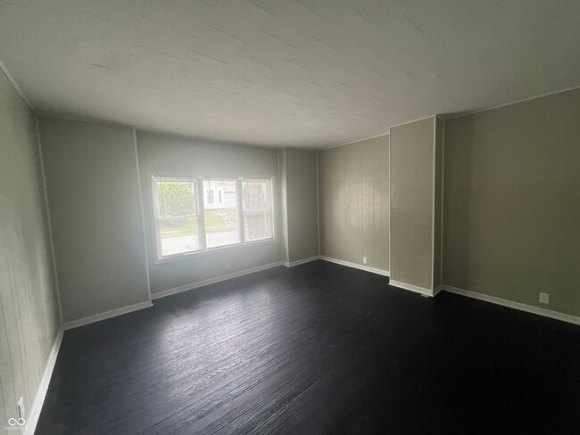 Building Photo - 210 Whitlock Ave