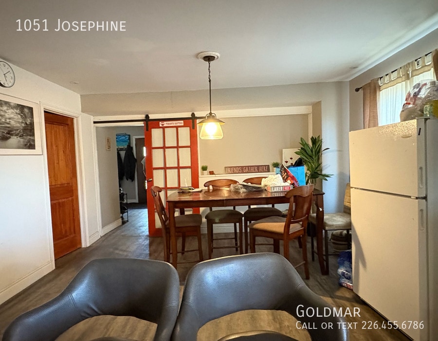 Primary Photo - All inclusive room rental perfect for students and working professionals