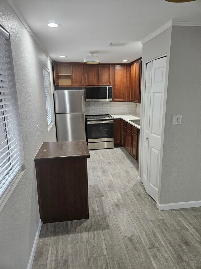 Foto del edificio - 4350 N 82nd St