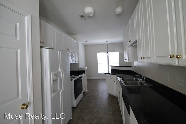 Foto del edificio - 2 br, 2.5 bath House - 720 Atherton Way