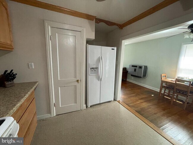 Building Photo - 6062 Potomac Dr