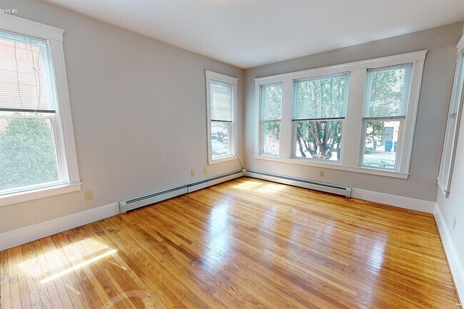 Foto del edificio - 11 Beacon St