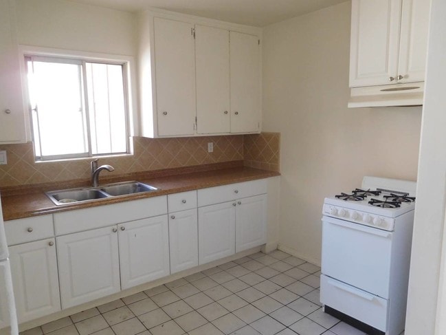 Foto del edificio - 455 W Elk Ave