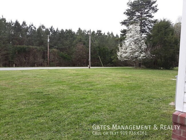 Foto del edificio - 1916 Pearson Rd